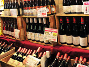 Kimuraya à Kagurazaka, en particulier, le “wine corner”神楽坂KIMURAYA（本店） 